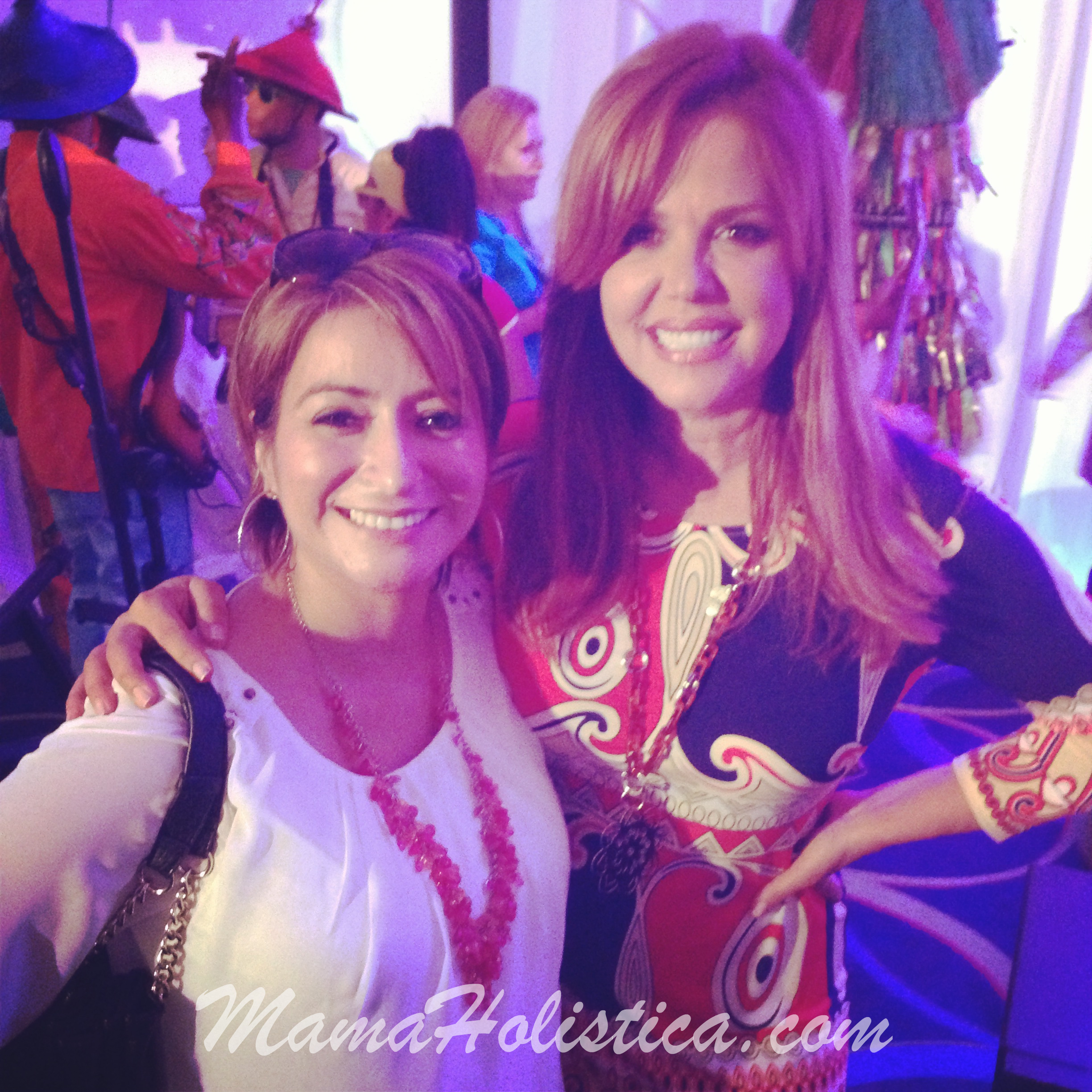 Mamá Holística con María Celeste de Al Rojo Vivo.